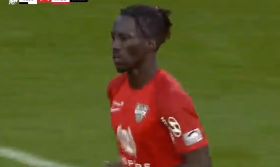 Vidéo: Un but et une passe décisive pour Mbaye Leye avec Eupen