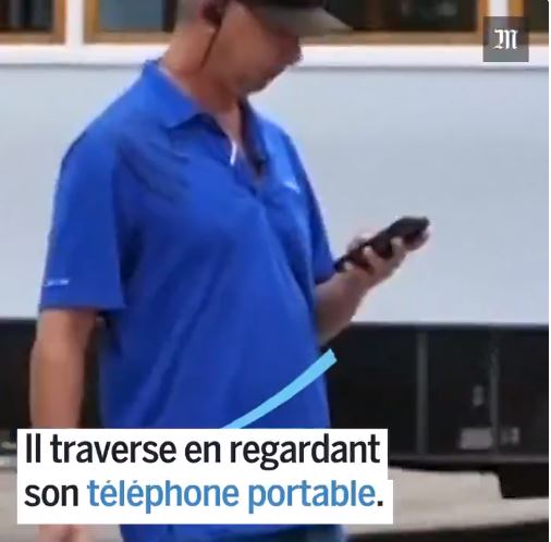 Vidéo – Désormais, les piétons qui traversent une route en regardant leur téléphone portable risqueront jusqu’à…