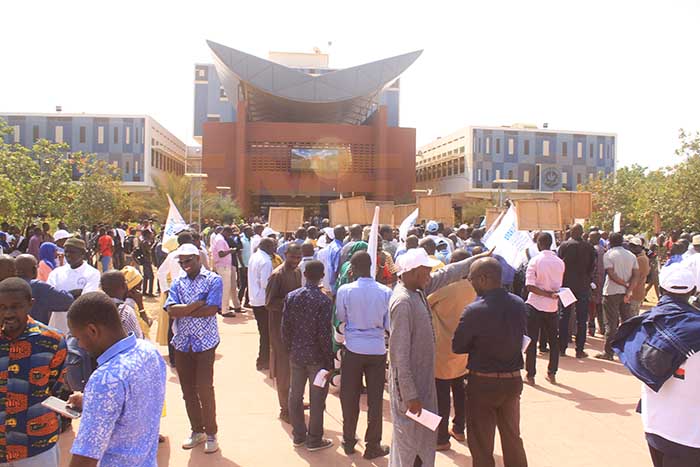 Vente d’esclaves – Penda Mbow dénonce le silence des intellectuels sénégalais