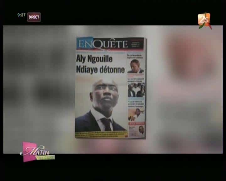 Revue de presse 2STV du mercredi 22 novembre 2017 par Thioro Mbar Ndiaye et Seynabaou Ndiaye