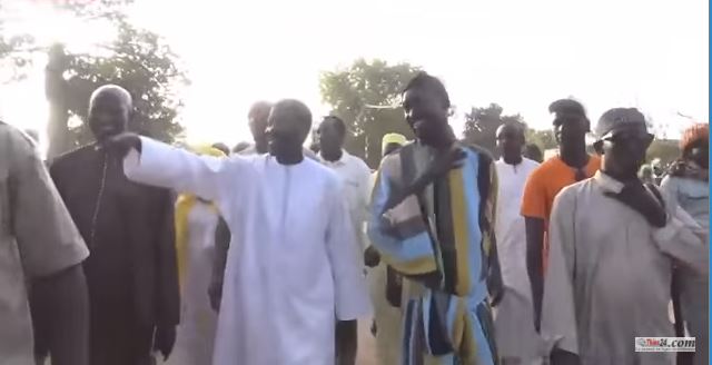 Vidéo: Talla Sylla à pied pour se rendre au Magal de Touba