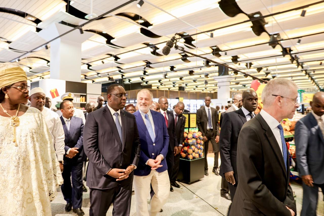 Air Sénégal : Macky Sall achète son billet pour la France…