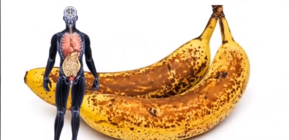 Vidéo: Ce qui arrive lorsque vous mangez 2 bananes par jour pendant un mois – Regardez.