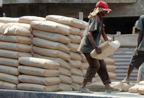 Ciment: pour le gouvernement, pas de nouveaux permis sans constat de rupture sur le marché