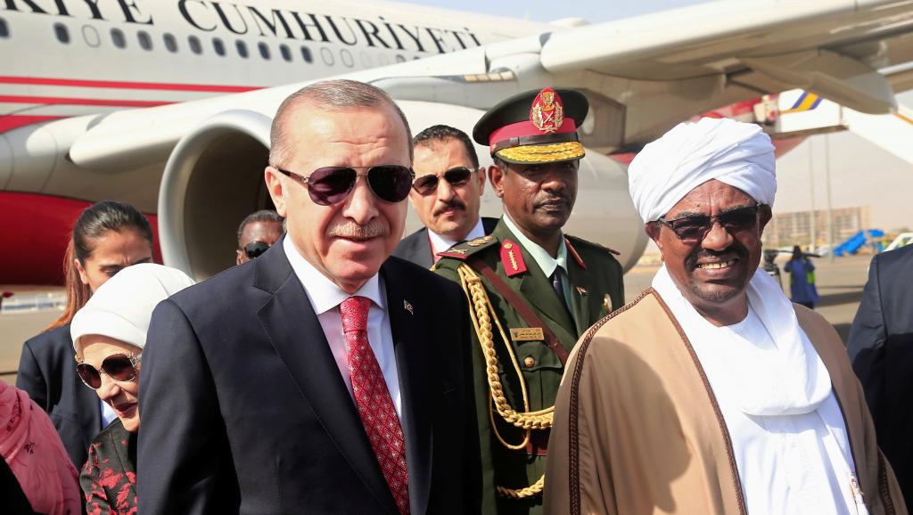 Soudan, Tchad, Tunisie: la tournée africaine du président turc