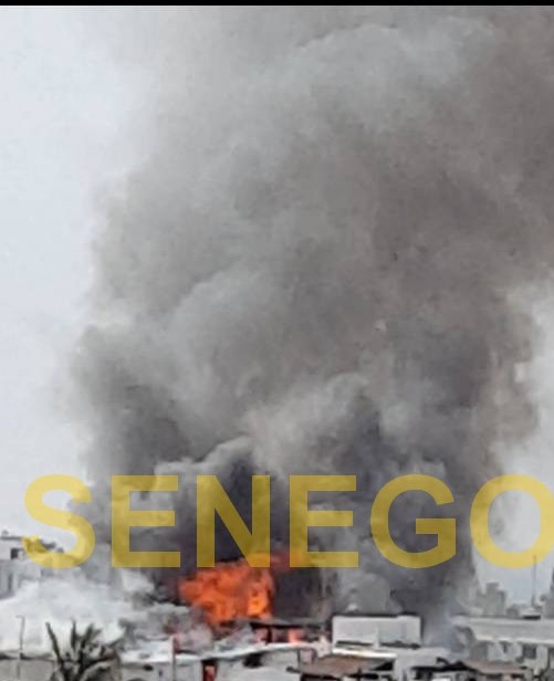 Violent incendie à la salle de spectacle du complexe Five aux Almadies