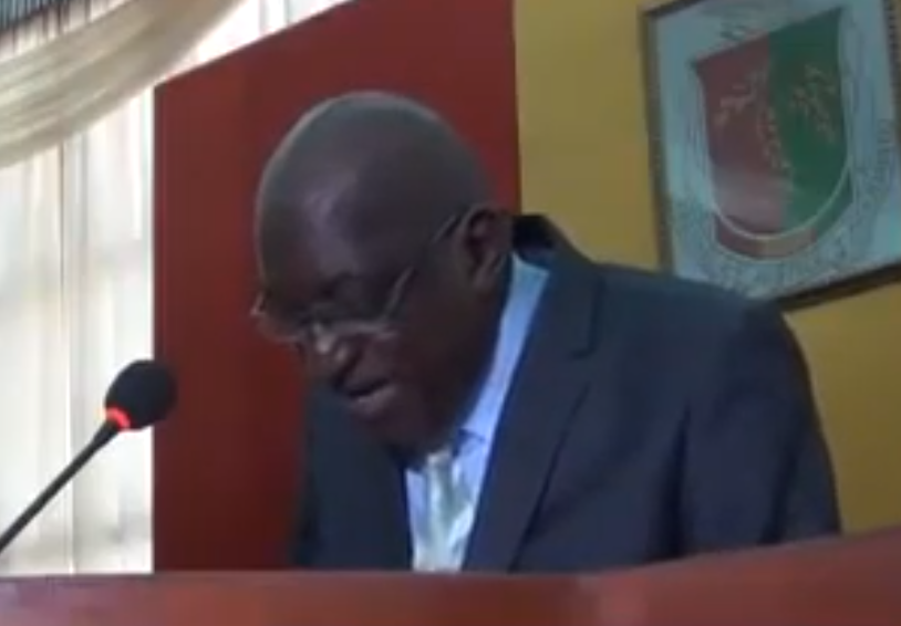 Vidéo – Le ministre Guinéen de l’enseignement ne maîtrise pas les chiffres – Regardez !