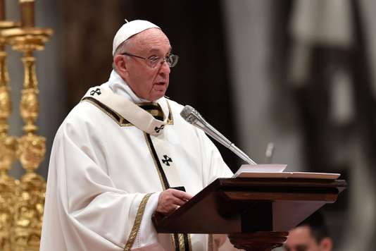 Coronavirus : Le Pape François remercie le travail de la presse
