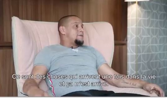 Vidéo – L’incroyable coup franc de Roberto Carlos raconté par…