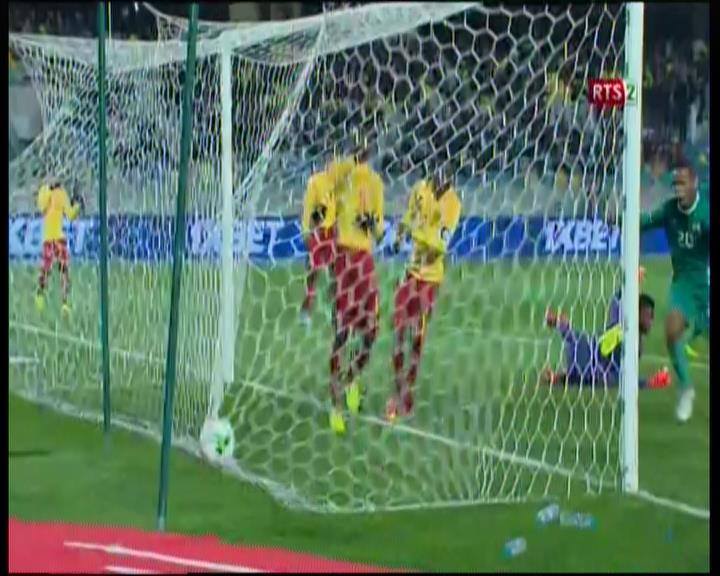 Vidéo – CHAN 2018 – Le Burkina mène devant le Cameroun et croise…