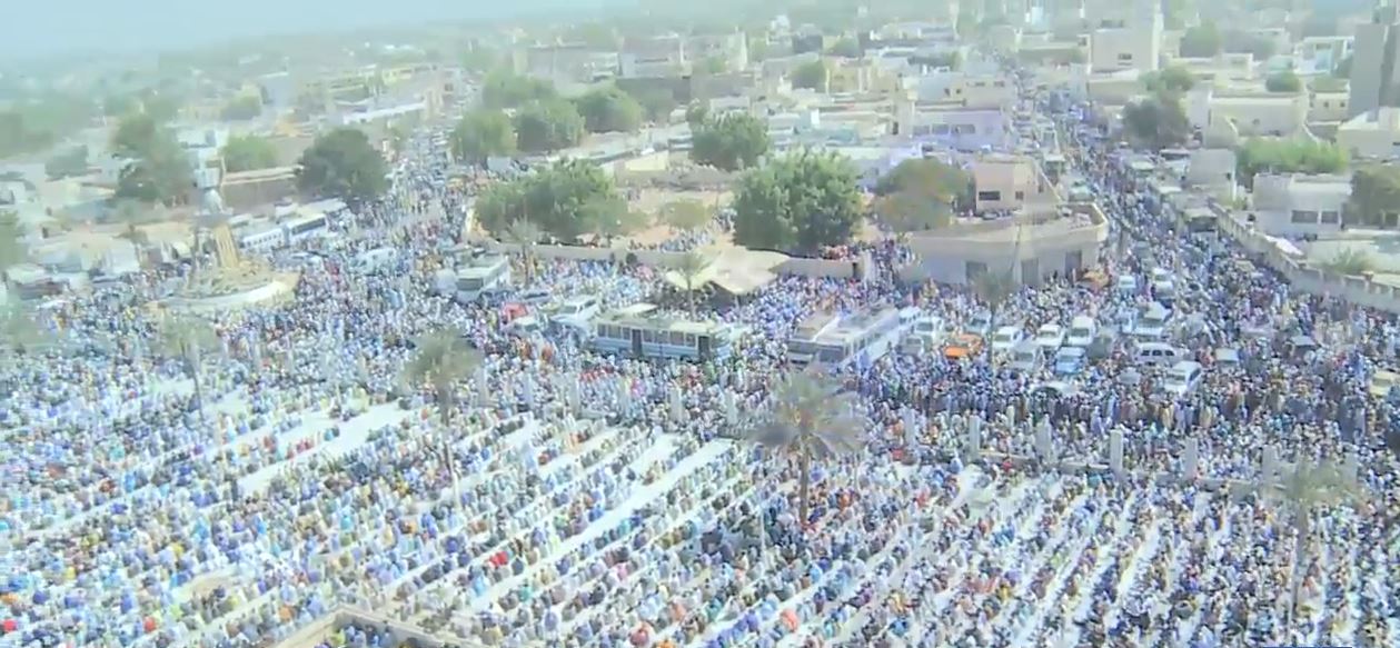 Vidéo: Un vendredi exceptionnel à la Grande mosquée de Touba