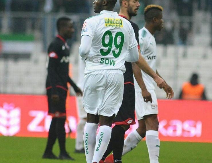 (Vidéo) Foot – Turquie: Les débuts de Moussa Sow avec Bursaspor, Regardez!