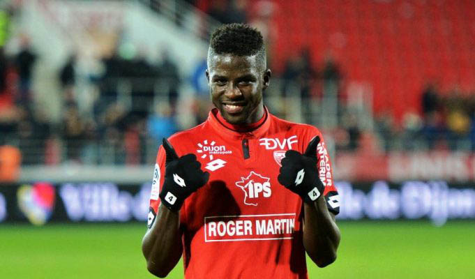 (Vidéo) Foot – Dijon: Papy Djilobodji marque mais son équipe perd devant Strasbourg, Regardez!