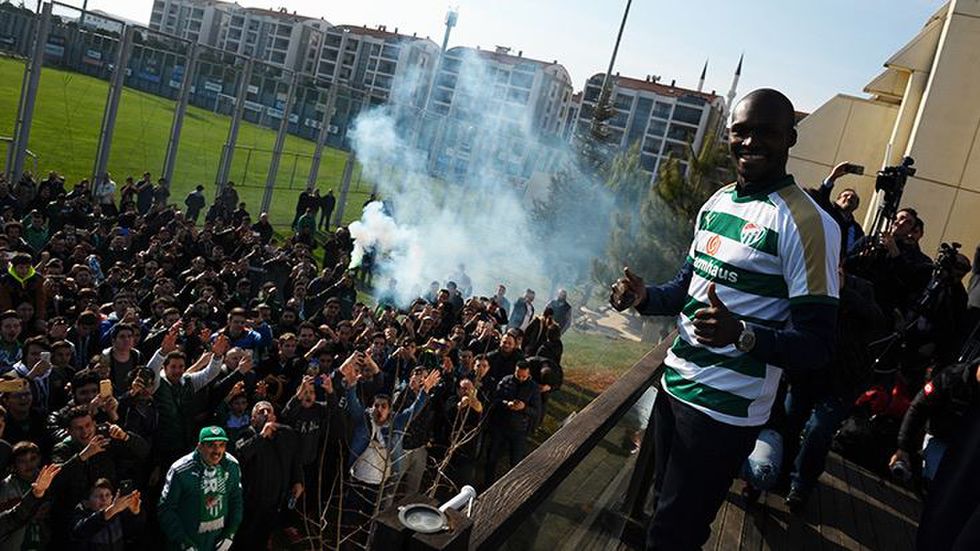 Foot – Moussa Sow: « Un grand plaisir de signer à Bursaspor »