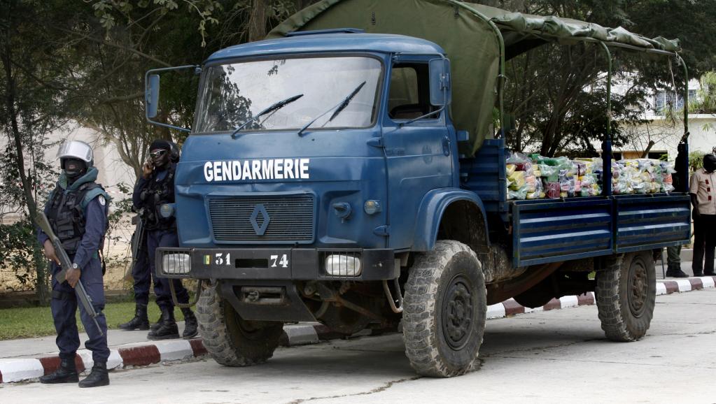 Après le « faux douanier », un « faux gendarme » bien équipé, arrêté à Diamniadio (+vidéo)