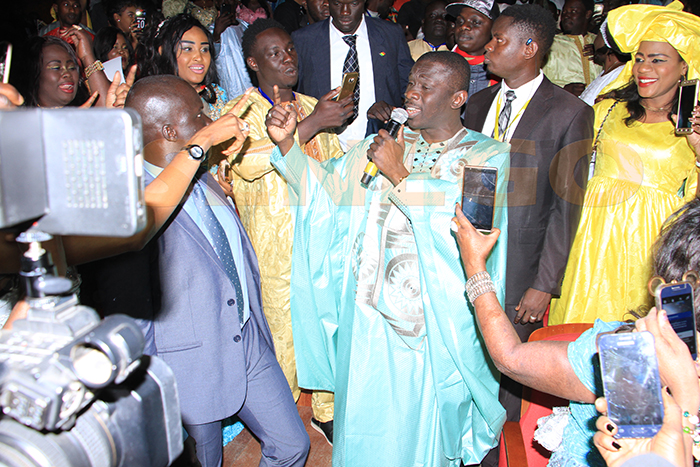 (30 photos)- Nuit de la jeunesse, Pape Diouf fait le plein et assure le spectacle. Regardez