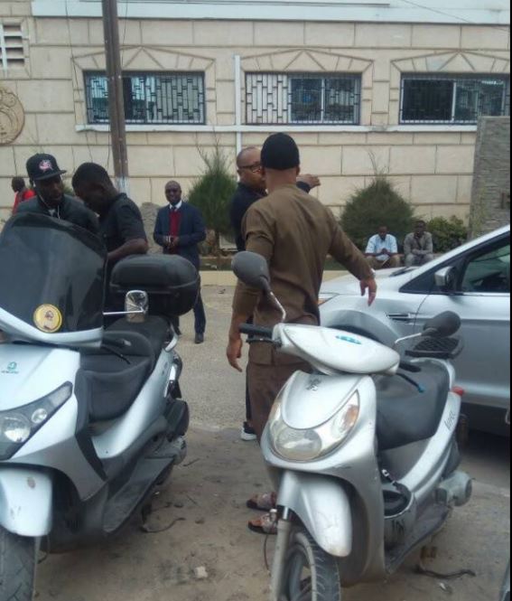 Urgent: El Hadj Diouf finalement laissé en liberté après son audition à la Section de Recherches