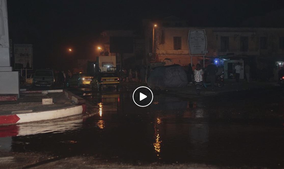 Saint-Louis – La mer déborde, les vagues submergent la ville