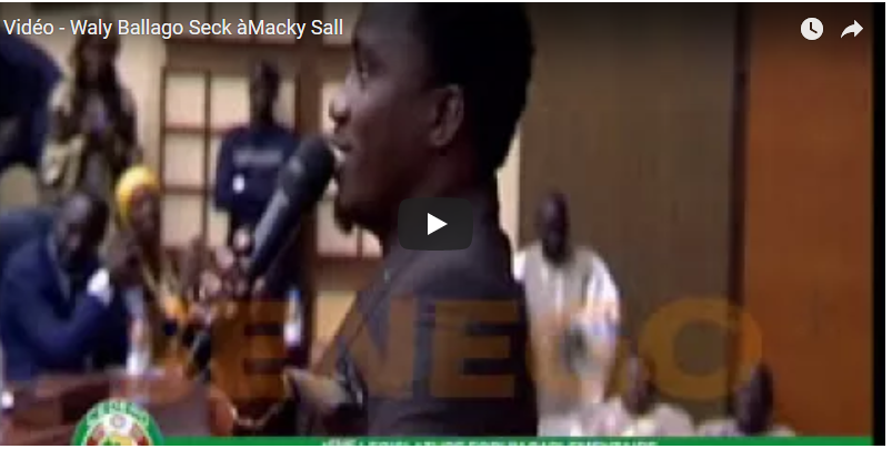 Vidéo : Ce que Wally Seck a réussi à faire faire Macky Sall en public