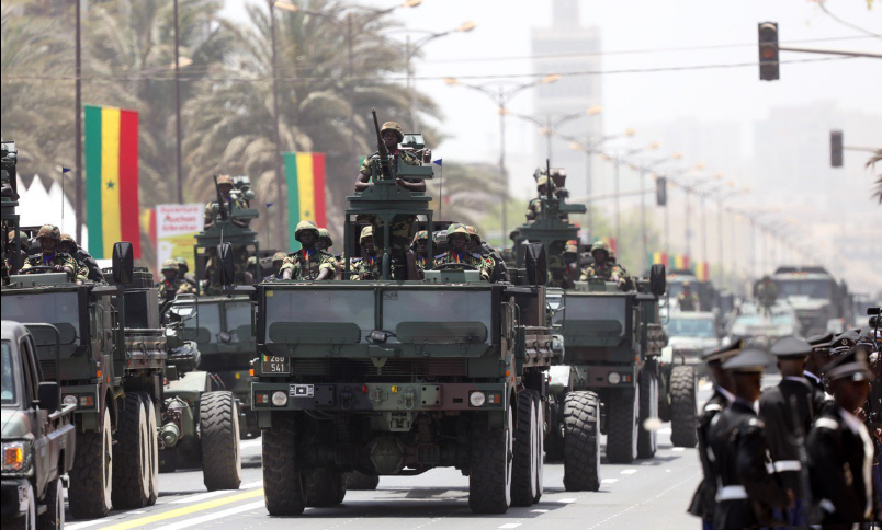 Военный парад в Сенегале парад, честь, военный, прошел, годовщины, провозглашения, страны, независимости, Дакар, Франции, Сенегал, Военный, dambiev, коллеги, Сенегале, апреля, Оригинал, Республики, столице, городе
