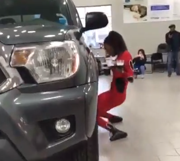 Vidéo : Ce que fait cette fille, si ce n&rsquo;était pas filmé vous ne l&rsquo;auriez jamais cru. Regardez !
