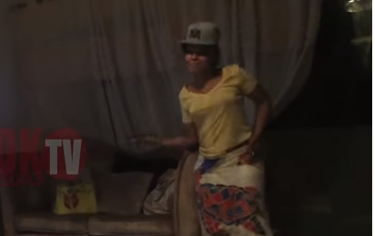Vidéo: Viviane Chidid no stress se défoule dans son salon