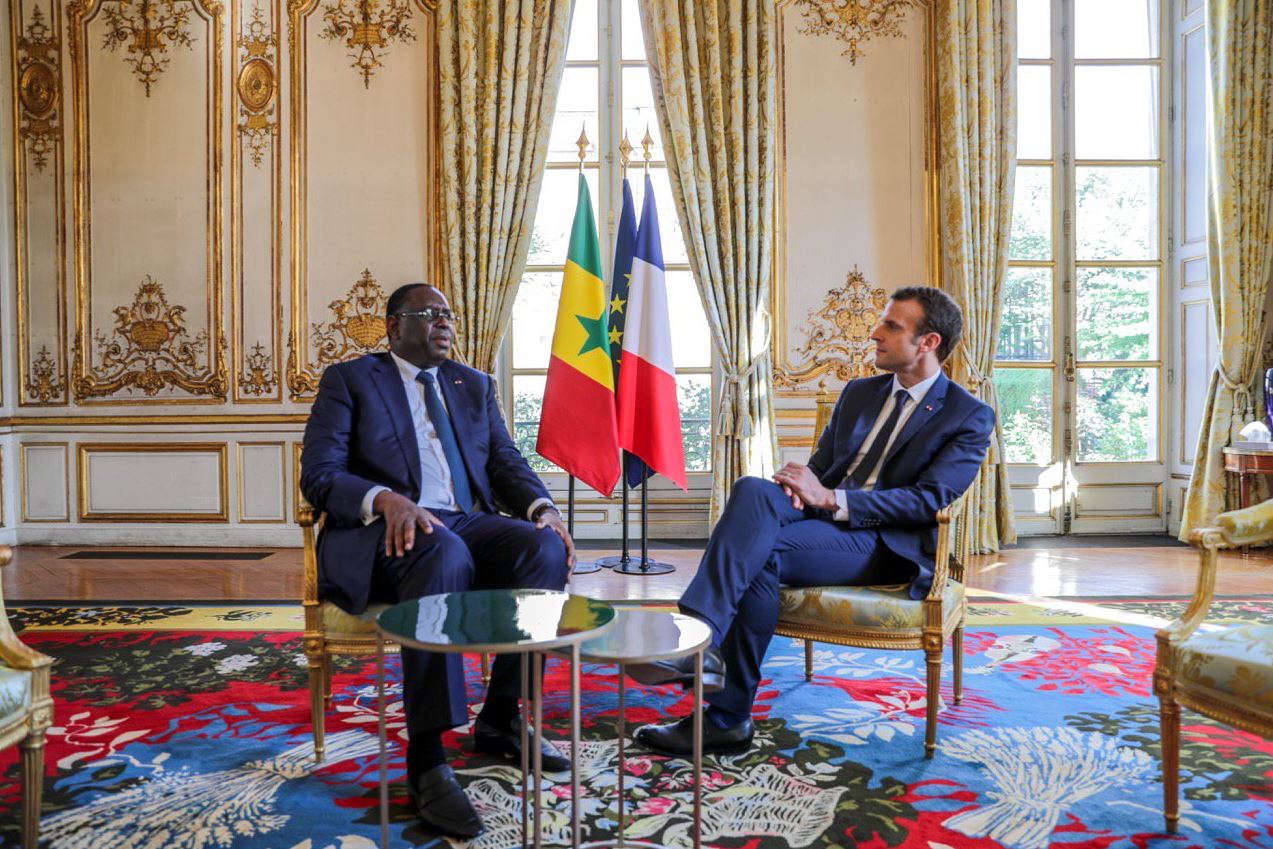 Vidéo Le Président Macky Sall Reçu à Lelysée Par Emmanuel Macron