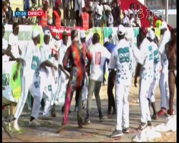 Vidéo – Lutte: 100 ans N° 2 terrasse Degg Ndiaye