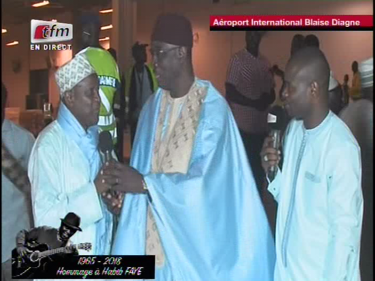 Vidéo : Le geste inélégant de Abdou Aziz Mbaye envers Ismaila Lô
