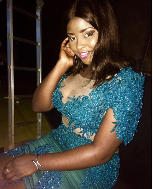 (Photo) : Abiba, une bombe en robe décolletée