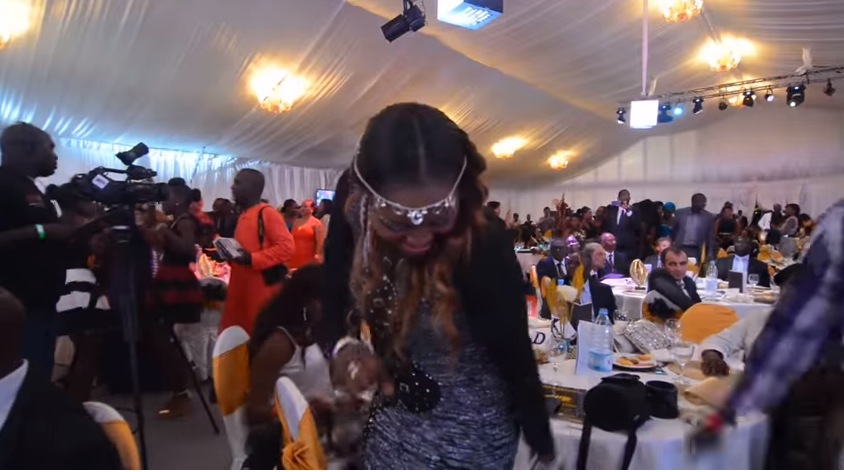 Vidéo : Quand Guigui s’abreuvait des belles mélodies de Youssou Ndour. Regardez !