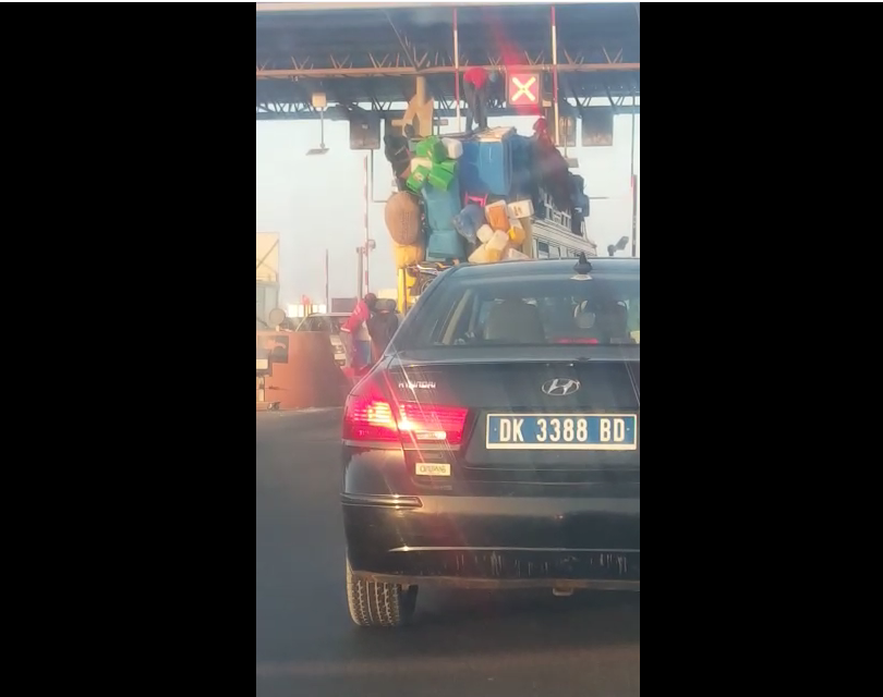 Vidéo:  incroyable, regardez ce qui s’est passé sur l’autoroute à péage