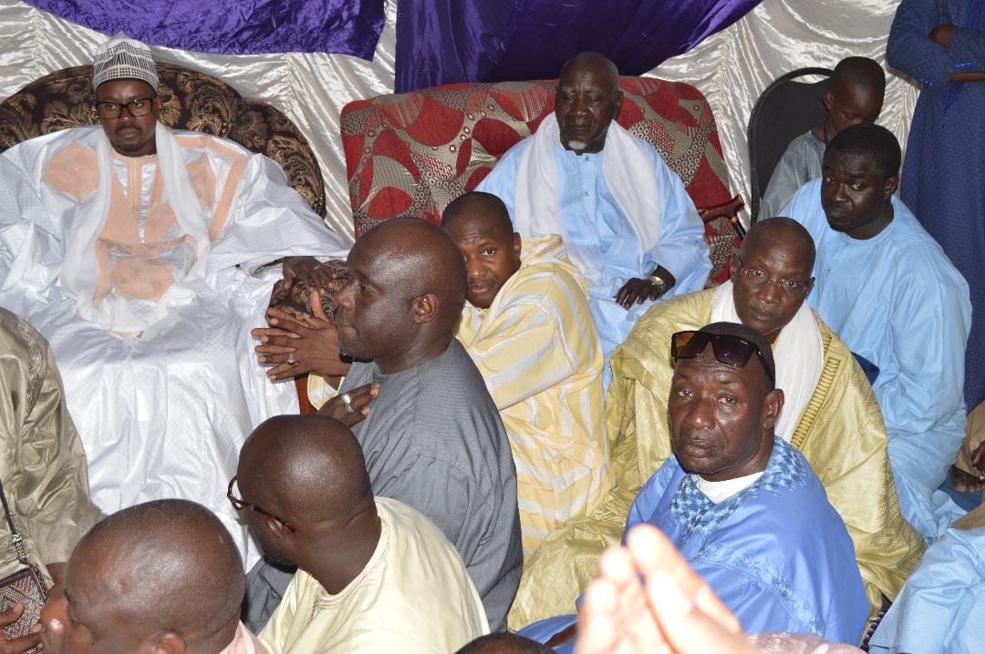 (11 photos) – Visite de Serigne Bass Abdou Khadre Mbacké à Keur Serigne Touba de Pikine