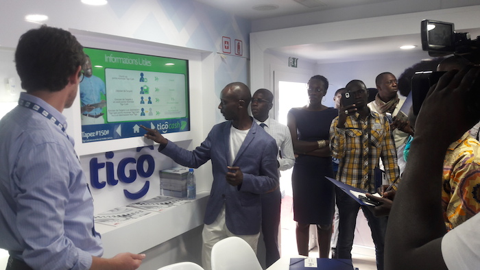 Cession de Tigo Sénégal – Macky Sall signe le décret à Xavier Niel, Yerim Sow et la famille Hiridjee