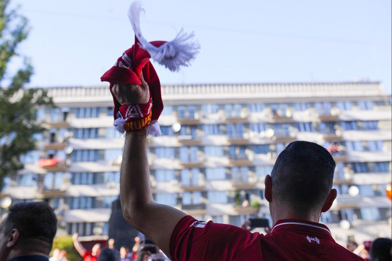 (Photos) Les supporters des reds surexcités avant le choc Liverppol-Real Madrid