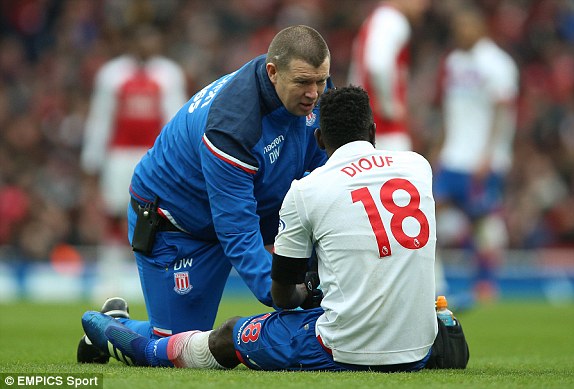 Stoke City: L’entraîneur de Pape Alioune Ndiaye et Mame Birame Diouf limogé
