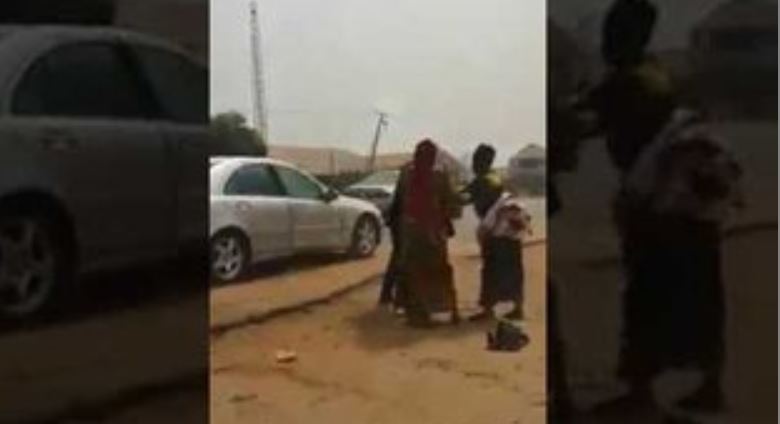 Vidéo: Pris en flagrant délit d’adultère par ses deux épouses, regardez sa réaction…