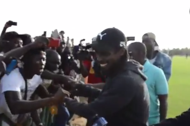 Vidéo – Galop des Lions: Aliou Cissé acclamé par les supporters Mbourois