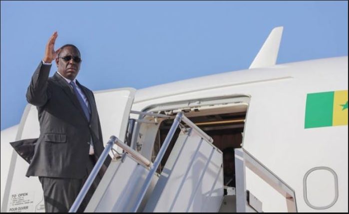 Macky Sall a pris les airs ce soir pour aller supporter les Lions en Russie