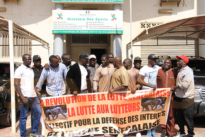 Le Collectif des lutteurs durcit le ton: Le boycott de l’arène nationale, la mise en place d’un Comité de normalisation…