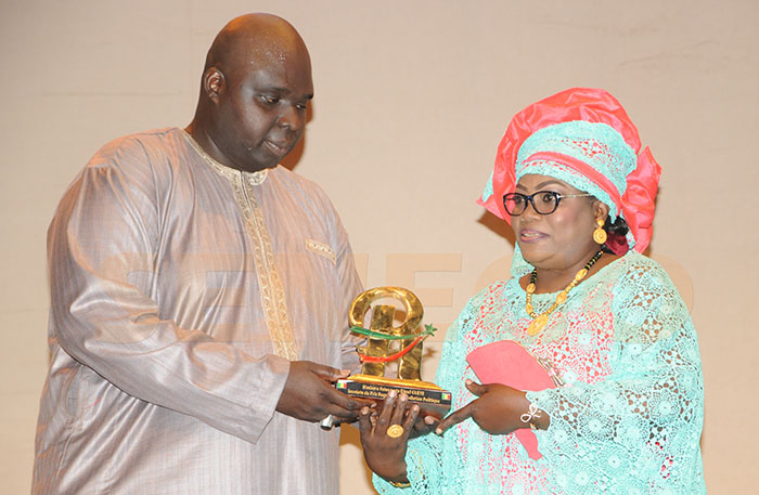 Mme Fatoumata Diouf Gueye primée pour sa perception de la politique