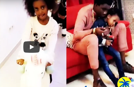 Vidéo : Wally Seck gâte ses enfants avec…