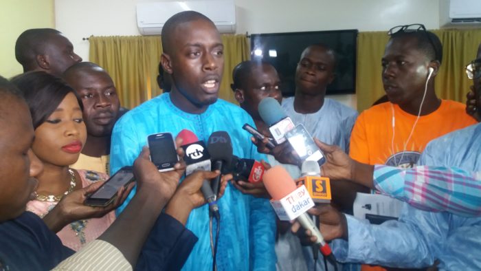 Jeunes de Rewmi : « Si Macky Sall est conséquent avec sa logique, que Mame Mbaye Niang soit traité comme Khalifa Sall »