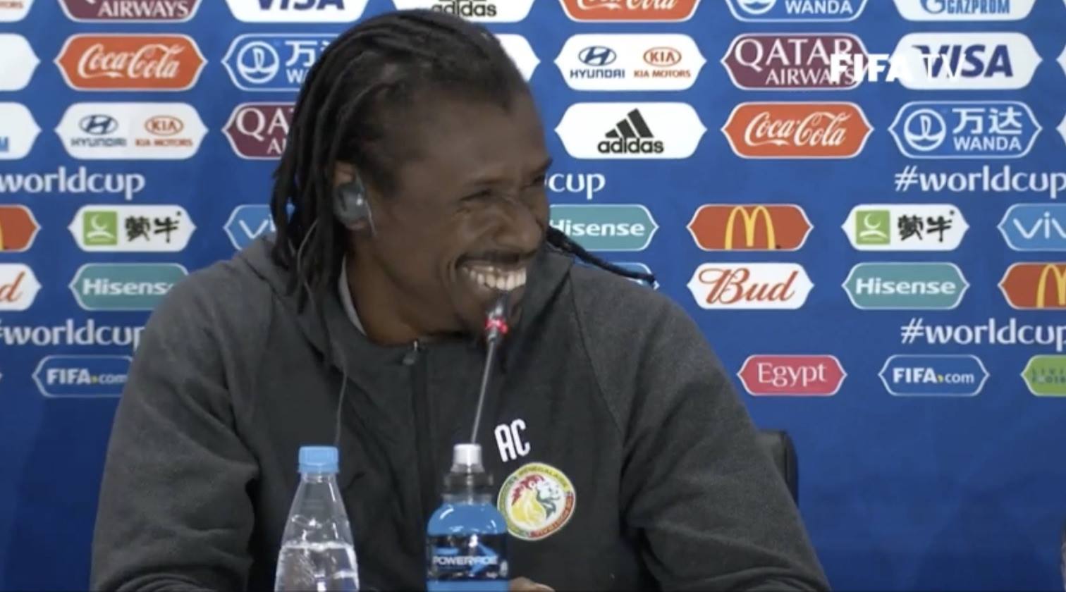 CDM 2018 – Aliou Cissé: « sex symbol, moi? Jamais, mais c’est… »