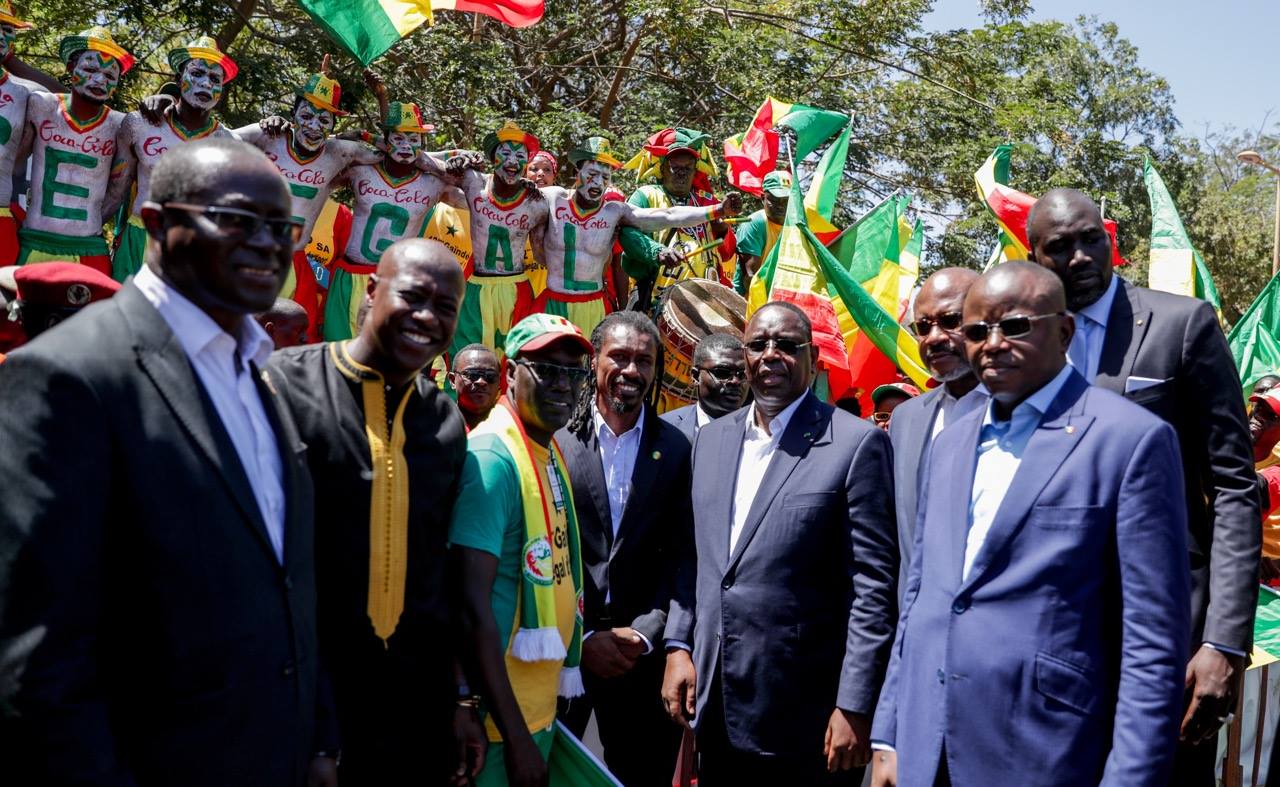 Macky Sall aux Lions : « Continuez vos efforts après ce beau début de match … »