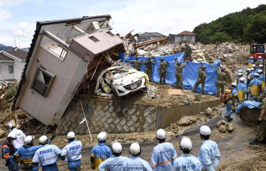 Au Japon, des intempéries provoquent au moins 100 morts…