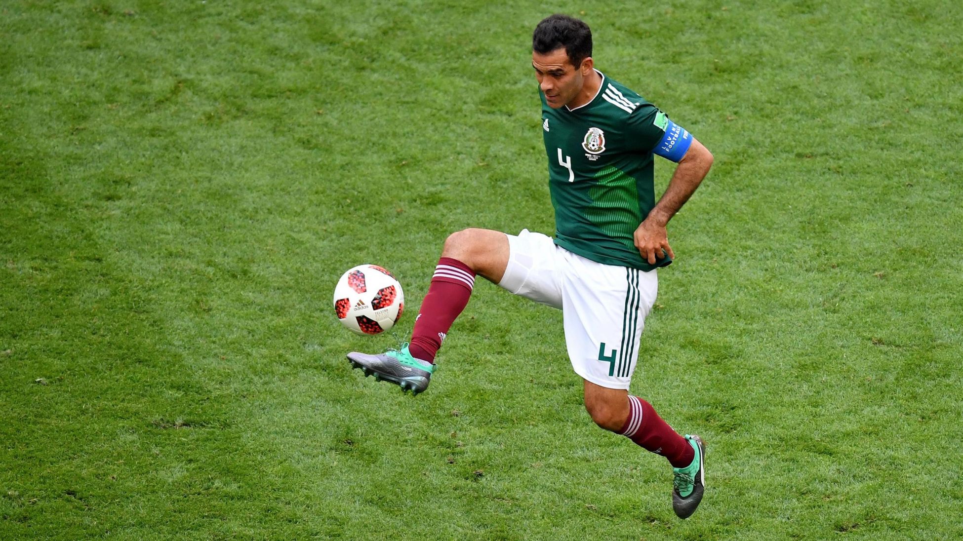 Football: À 39 ans, l’ancien défenseur du Barça Rafael Marquez officialise sa retraite…