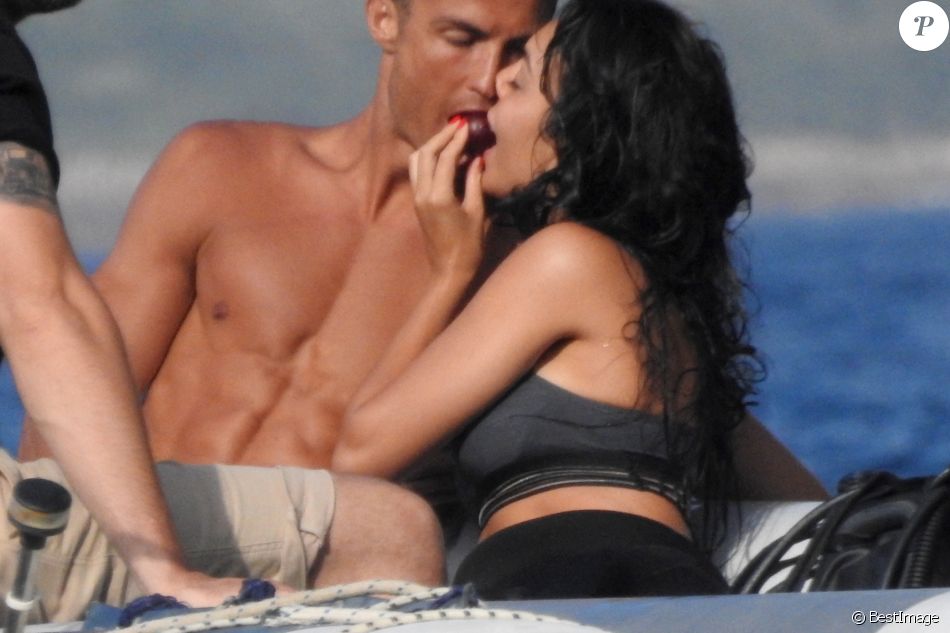(10) Photos torides de Cr7 avec Georgina avant sa rentrée à Turin