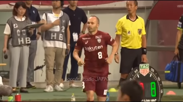 Vidéo – Premier match d’Iniesta au Japon: les années passent, la magie reste