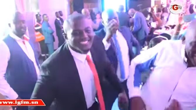 Vidéo – Caserne Samba Diery Diallo – Youssou Ndour « menotte » Balla Gaye 2
